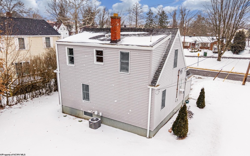 381 Laurel Street, Morgantown, West Virginia 26505, 2 Bedrooms Bedrooms, 4 Rooms Rooms,1 BathroomBathrooms,Single Family Detached,For Sale,Laurel,10163323