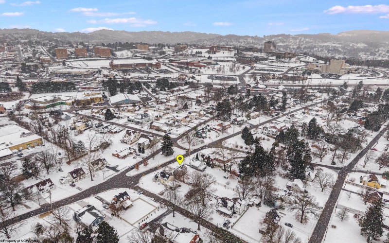 381 Laurel Street, Morgantown, West Virginia 26505, 2 Bedrooms Bedrooms, 4 Rooms Rooms,1 BathroomBathrooms,Single Family Detached,For Sale,Laurel,10163323