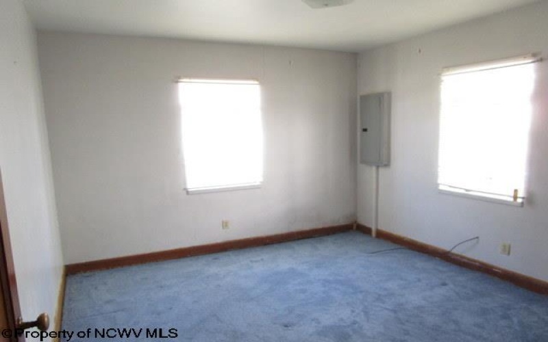 611 B Main Street, Elkins, West Virginia 26241, 2 Bedrooms Bedrooms, 4 Rooms Rooms,1 BathroomBathrooms,Single Family Detached,For Sale,Main,10163327