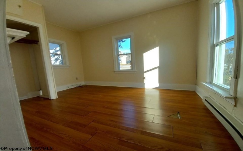 200 Cherry Street, Morgantown, West Virginia 26501, 4 Bedrooms Bedrooms, 6 Rooms Rooms,1 BathroomBathrooms,Single Family Detached,For Sale,Cherry,10163330