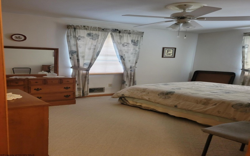 10 Wakefield Street, Bridgeport, West Virginia 26330, 3 Bedrooms Bedrooms, 7 Rooms Rooms,2 BathroomsBathrooms,Single Family Detached,For Sale,Wakefield,10163328 10 Wakefield Street, Bridgeport, West Virginia 26330, 3 Bedrooms Bedrooms, 7 Rooms Rooms,2 BathroomsBathrooms,Single Family Detached,For Sale,Wakefield,10163328