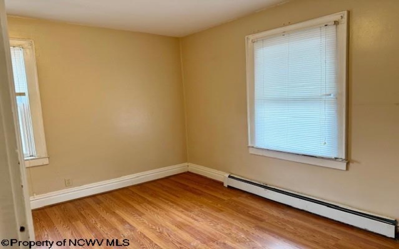 620 Hobson Street, Morgantown, West Virginia 26501, 2 Bedrooms Bedrooms, 5 Rooms Rooms,1 BathroomBathrooms,Single Family Detached,For Sale,Hobson,10163329 620 Hobson Street, Morgantown, West Virginia 26501, 2 Bedrooms Bedrooms, 5 Rooms Rooms,1 BathroomBathrooms,Single Family Detached,For Sale,Hobson,10163329