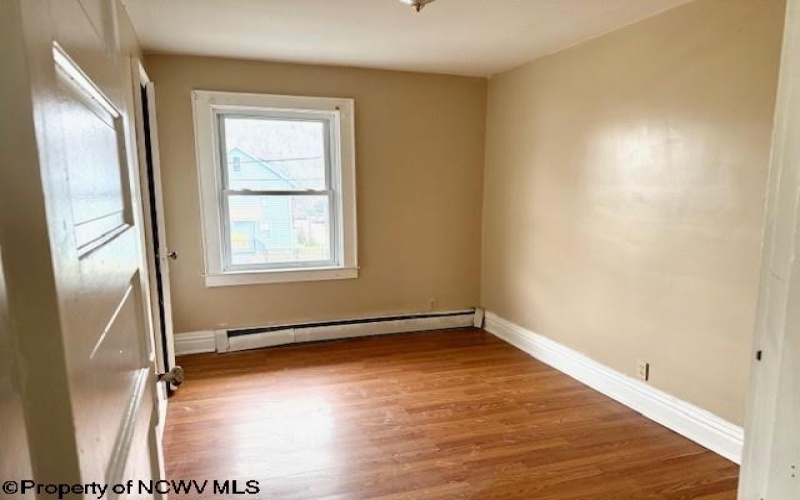 620 Hobson Street, Morgantown, West Virginia 26501, 2 Bedrooms Bedrooms, 5 Rooms Rooms,1 BathroomBathrooms,Single Family Detached,For Sale,Hobson,10163329 620 Hobson Street, Morgantown, West Virginia 26501, 2 Bedrooms Bedrooms, 5 Rooms Rooms,1 BathroomBathrooms,Single Family Detached,For Sale,Hobson,10163329