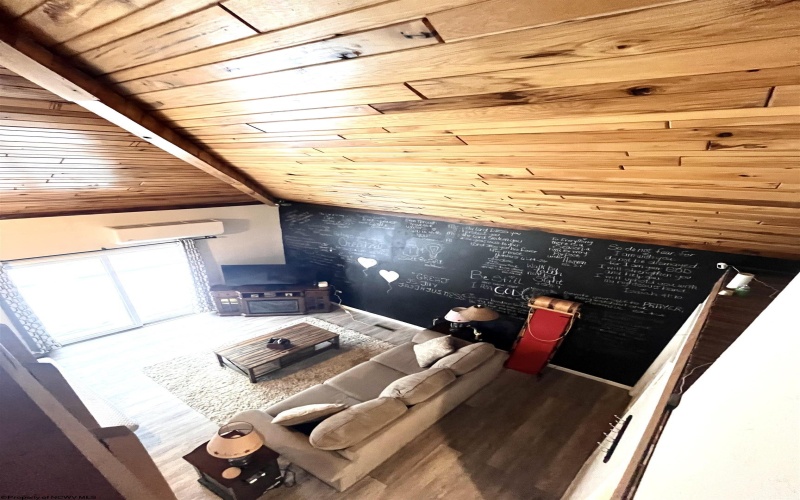 952 Rhododendron Drive, Terra Alta, West Virginia 26764, 2 Bedrooms Bedrooms, 7 Rooms Rooms,2 BathroomsBathrooms,Single Family Detached,For Sale,Rhododendron,10163343