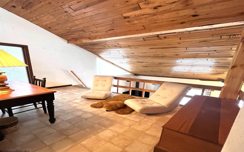 952 Rhododendron Drive, Terra Alta, West Virginia 26764, 2 Bedrooms Bedrooms, 7 Rooms Rooms,2 BathroomsBathrooms,Single Family Detached,For Sale,Rhododendron,10163343