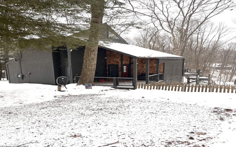 952 Rhododendron Drive, Terra Alta, West Virginia 26764, 2 Bedrooms Bedrooms, 7 Rooms Rooms,2 BathroomsBathrooms,Single Family Detached,For Sale,Rhododendron,10163343