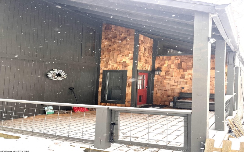 952 Rhododendron Drive, Terra Alta, West Virginia 26764, 2 Bedrooms Bedrooms, 7 Rooms Rooms,2 BathroomsBathrooms,Single Family Detached,For Sale,Rhododendron,10163343