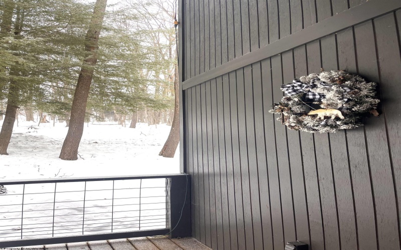 952 Rhododendron Drive, Terra Alta, West Virginia 26764, 2 Bedrooms Bedrooms, 7 Rooms Rooms,2 BathroomsBathrooms,Single Family Detached,For Sale,Rhododendron,10163343