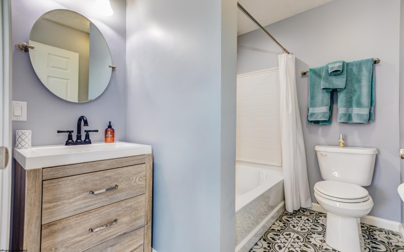 55 Augusta Pines Drive, Fairmont, West Virginia 26554, 4 Bedrooms Bedrooms, 9 Rooms Rooms,4 BathroomsBathrooms,Single Family Detached,For Sale,Augusta Pines,10163338