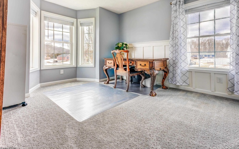 55 Augusta Pines Drive, Fairmont, West Virginia 26554, 4 Bedrooms Bedrooms, 9 Rooms Rooms,4 BathroomsBathrooms,Single Family Detached,For Sale,Augusta Pines,10163338