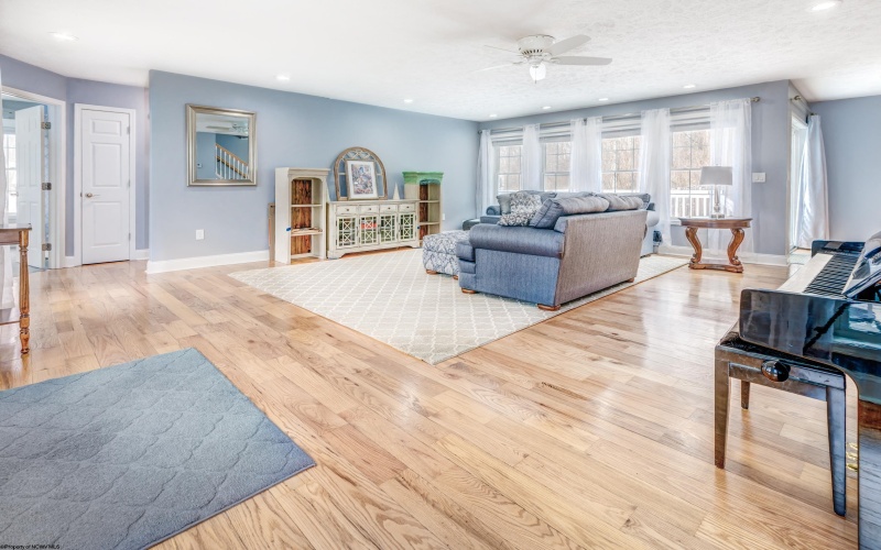 55 Augusta Pines Drive, Fairmont, West Virginia 26554, 4 Bedrooms Bedrooms, 9 Rooms Rooms,4 BathroomsBathrooms,Single Family Detached,For Sale,Augusta Pines,10163338