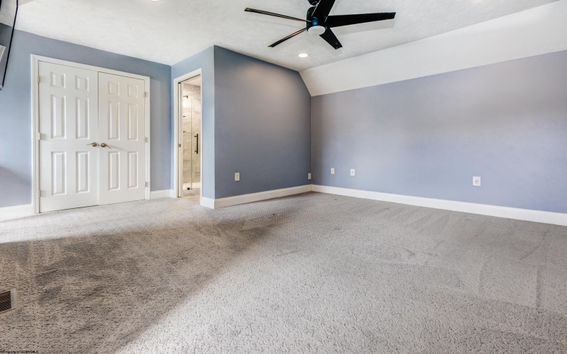 55 Augusta Pines Drive, Fairmont, West Virginia 26554, 4 Bedrooms Bedrooms, 9 Rooms Rooms,4 BathroomsBathrooms,Single Family Detached,For Sale,Augusta Pines,10163338