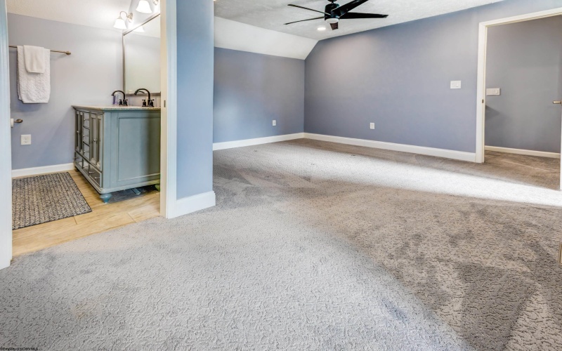 55 Augusta Pines Drive, Fairmont, West Virginia 26554, 4 Bedrooms Bedrooms, 9 Rooms Rooms,4 BathroomsBathrooms,Single Family Detached,For Sale,Augusta Pines,10163338