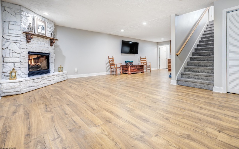 55 Augusta Pines Drive, Fairmont, West Virginia 26554, 4 Bedrooms Bedrooms, 9 Rooms Rooms,4 BathroomsBathrooms,Single Family Detached,For Sale,Augusta Pines,10163338