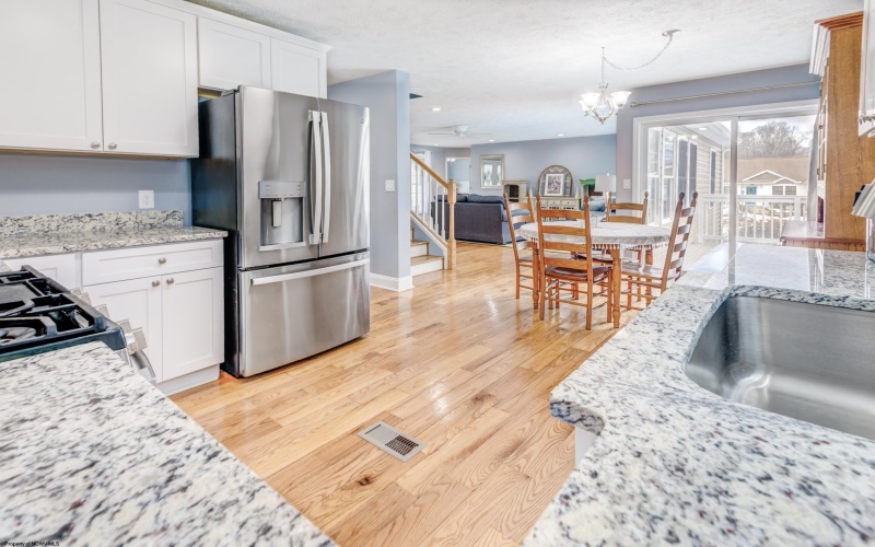 55 Augusta Pines Drive, Fairmont, West Virginia 26554, 4 Bedrooms Bedrooms, 9 Rooms Rooms,4 BathroomsBathrooms,Single Family Detached,For Sale,Augusta Pines,10163338