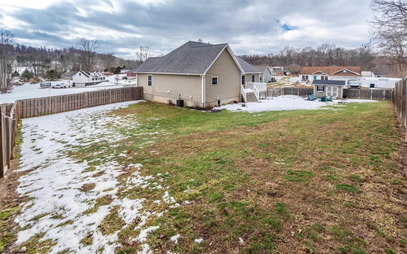 55 Augusta Pines Drive, Fairmont, West Virginia 26554, 4 Bedrooms Bedrooms, 9 Rooms Rooms,4 BathroomsBathrooms,Single Family Detached,For Sale,Augusta Pines,10163338