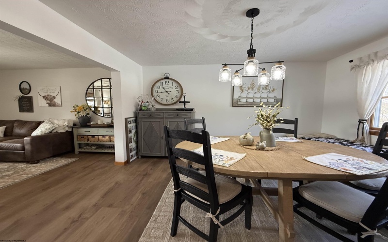 280 Deerfield Circle, Kingwood, West Virginia 26537, 4 Bedrooms Bedrooms, 12 Rooms Rooms,3 BathroomsBathrooms,Single Family Detached,For Sale,Deerfield,10163344