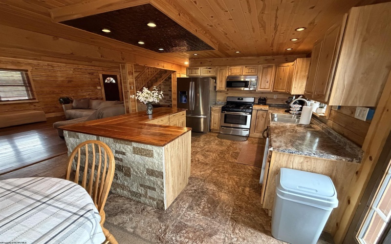 257 Marcus Rennix Road, Valley Bend, West Virginia 26293, 2 Bedrooms Bedrooms, 8 Rooms Rooms,2 BathroomsBathrooms,Single Family Detached,For Sale,Marcus Rennix,10163350