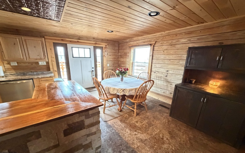 257 Marcus Rennix Road, Valley Bend, West Virginia 26293, 2 Bedrooms Bedrooms, 8 Rooms Rooms,2 BathroomsBathrooms,Single Family Detached,For Sale,Marcus Rennix,10163350