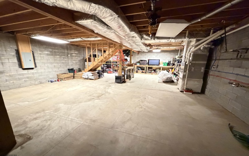 257 Marcus Rennix Road, Valley Bend, West Virginia 26293, 2 Bedrooms Bedrooms, 8 Rooms Rooms,2 BathroomsBathrooms,Single Family Detached,For Sale,Marcus Rennix,10163350