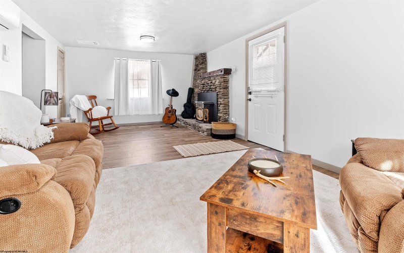 163 Sandy Acres Drive, Bruceton Mills, West Virginia 26525, 3 Bedrooms Bedrooms, 6 Rooms Rooms,1 BathroomBathrooms,Single Family Detached,For Sale,Sandy Acres,10163361