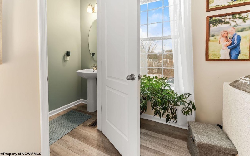 515 Turquoise Lane, Morgantown, West Virginia 26508, 3 Bedrooms Bedrooms, 6 Rooms Rooms,2 BathroomsBathrooms,Single Family Attached,For Sale,Turquoise,10163356 515 Turquoise Lane, Morgantown, West Virginia 26508, 3 Bedrooms Bedrooms, 6 Rooms Rooms,2 BathroomsBathrooms,Single Family Attached,For Sale,Turquoise,10163356