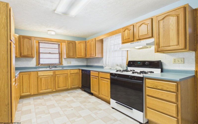 84 Wabash Avenue, Philippi, West Virginia 26146, 3 Bedrooms Bedrooms, 9 Rooms Rooms,2 BathroomsBathrooms,Single Family Detached,For Sale,Wabash,10163352 84 Wabash Avenue, Philippi, West Virginia 26146, 3 Bedrooms Bedrooms, 9 Rooms Rooms,2 BathroomsBathrooms,Single Family Detached,For Sale,Wabash,10163352