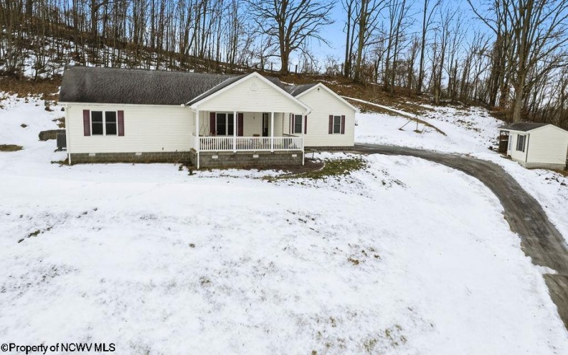 149 Glady Creek Drive, Fairmont, West Virginia 26554, 3 Bedrooms Bedrooms, 10 Rooms Rooms,2 BathroomsBathrooms,Single Family Detached,For Sale,Glady Creek,10163353 149 Glady Creek Drive, Fairmont, West Virginia 26554, 3 Bedrooms Bedrooms, 10 Rooms Rooms,2 BathroomsBathrooms,Single Family Detached,For Sale,Glady Creek,10163353