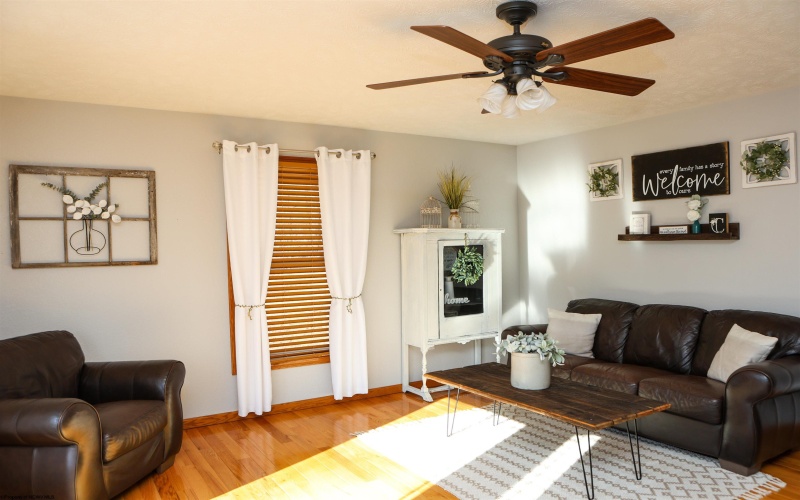 981 Barbour Pike, Mount Clare, West Virginia 26408, 4 Bedrooms Bedrooms, 9 Rooms Rooms,3 BathroomsBathrooms,Single Family Detached,For Sale,Barbour,10163354 981 Barbour Pike, Mount Clare, West Virginia 26408, 4 Bedrooms Bedrooms, 9 Rooms Rooms,3 BathroomsBathrooms,Single Family Detached,For Sale,Barbour,10163354