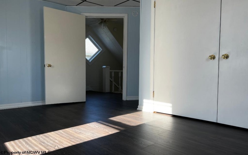 215 Western Avenue, Westover, West Virginia 26501, 2 Bedrooms Bedrooms, 5 Rooms Rooms,1 BathroomBathrooms,Single Family Detached,For Sale,Western,10161895