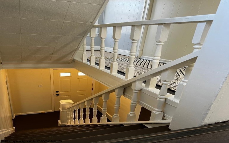 215 Western Avenue, Westover, West Virginia 26501, 2 Bedrooms Bedrooms, 5 Rooms Rooms,1 BathroomBathrooms,Single Family Detached,For Sale,Western,10161895