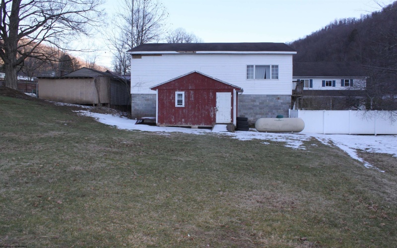125 McCutcheon Street, Webster Springs, West Virginia 26288, 3 Bedrooms Bedrooms, 7 Rooms Rooms,1 BathroomBathrooms,Single Family Detached,For Sale,McCutcheon,10163364 125 McCutcheon Street, Webster Springs, West Virginia 26288, 3 Bedrooms Bedrooms, 7 Rooms Rooms,1 BathroomBathrooms,Single Family Detached,For Sale,McCutcheon,10163364