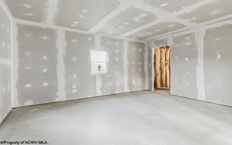 46 Oakridge Lane, Bridgeport, West Virginia 26330-0000, 3 Bedrooms Bedrooms, 6 Rooms Rooms,2 BathroomsBathrooms,Single Family Detached,For Sale,Oakridge,10163372