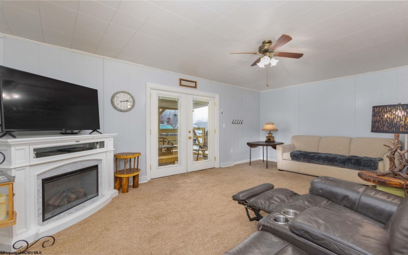 219 Albright Road, Kingwood, West Virginia 26537, 3 Bedrooms Bedrooms, 7 Rooms Rooms,2 BathroomsBathrooms,Single Family Detached,For Sale,Albright,10163367