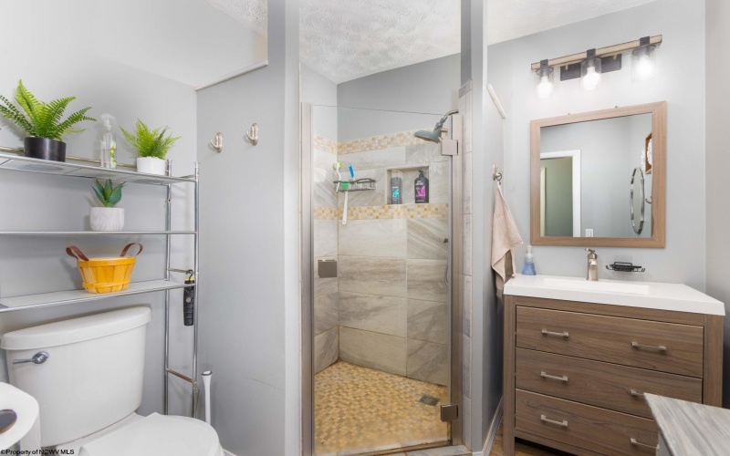 219 Albright Road, Kingwood, West Virginia 26537, 3 Bedrooms Bedrooms, 7 Rooms Rooms,2 BathroomsBathrooms,Single Family Detached,For Sale,Albright,10163367