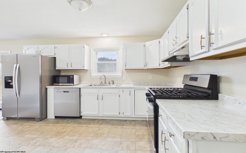 47 Brookside Drive, Lost Creek, West Virginia 26385, 3 Bedrooms Bedrooms, 6 Rooms Rooms,1 BathroomBathrooms,Single Family Detached,For Sale,Brookside,10163366