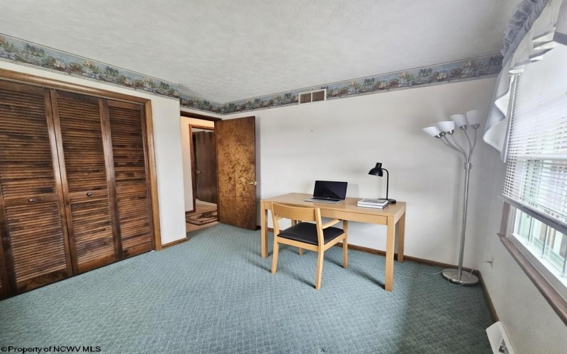 227 Meadowcrest Lane, Bridgeport, West Virginia 26330, 3 Bedrooms Bedrooms, 7 Rooms Rooms,2 BathroomsBathrooms,Single Family Detached,For Sale,Meadowcrest,10163371