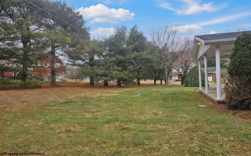 227 Meadowcrest Lane, Bridgeport, West Virginia 26330, 3 Bedrooms Bedrooms, 7 Rooms Rooms,2 BathroomsBathrooms,Single Family Detached,For Sale,Meadowcrest,10163371