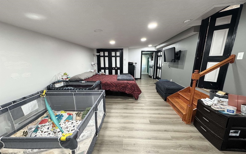 122 Parkview Drive, Westover, West Virginia 26501, 3 Bedrooms Bedrooms, 6 Rooms Rooms,1 BathroomBathrooms,Single Family Detached,For Sale,Parkview,10161128