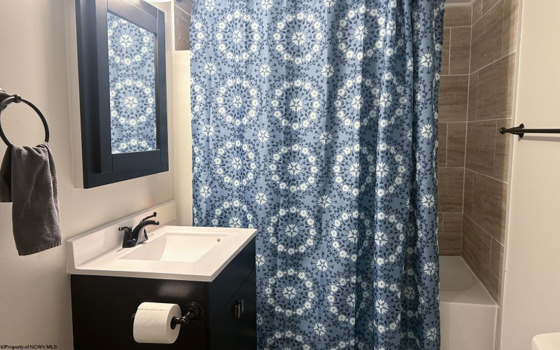 54 Enterprise Road, Enterprise, West Virginia 26568, 3 Bedrooms Bedrooms, 7 Rooms Rooms,1 BathroomBathrooms,Single Family Detached,For Sale,Enterprise,10163369 54 Enterprise Road, Enterprise, West Virginia 26568, 3 Bedrooms Bedrooms, 7 Rooms Rooms,1 BathroomBathrooms,Single Family Detached,For Sale,Enterprise,10163369