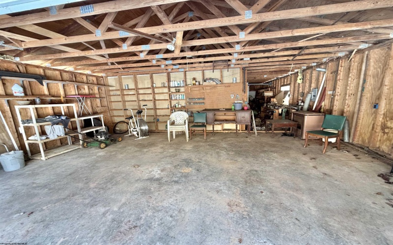 3938 Saint Clara Road, Alum Bridge, West Virginia 26321, 4 Bedrooms Bedrooms, 7 Rooms Rooms,2 BathroomsBathrooms,Single Family Detached,For Sale,Saint Clara,10163370