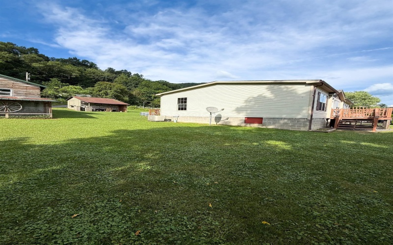 17 Union Drive, Hambleton, West Virginia 26287, 3 Bedrooms Bedrooms, 5 Rooms Rooms,2 BathroomsBathrooms,Single Family Detached,For Sale,Union,10160792