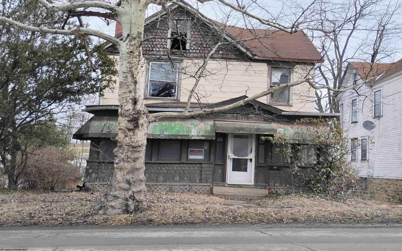 620 Park Avenue, Fairmont, West Virginia 26554, 3 Bedrooms Bedrooms, 8 Rooms Rooms,1 BathroomBathrooms,Single Family Detached,For Sale,Park,10163378