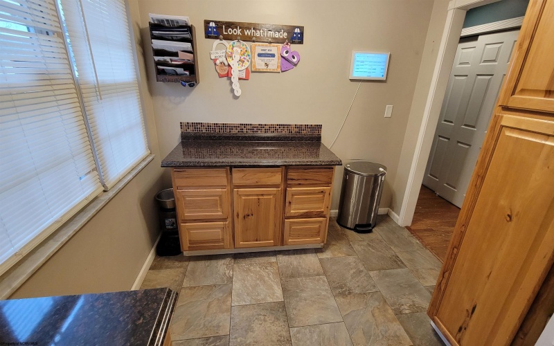 1810 Bunker Avenue, Fairmont, West Virginia 26554, 3 Bedrooms Bedrooms, 7 Rooms Rooms,2 BathroomsBathrooms,Single Family Detached,For Sale,Bunker,10163389