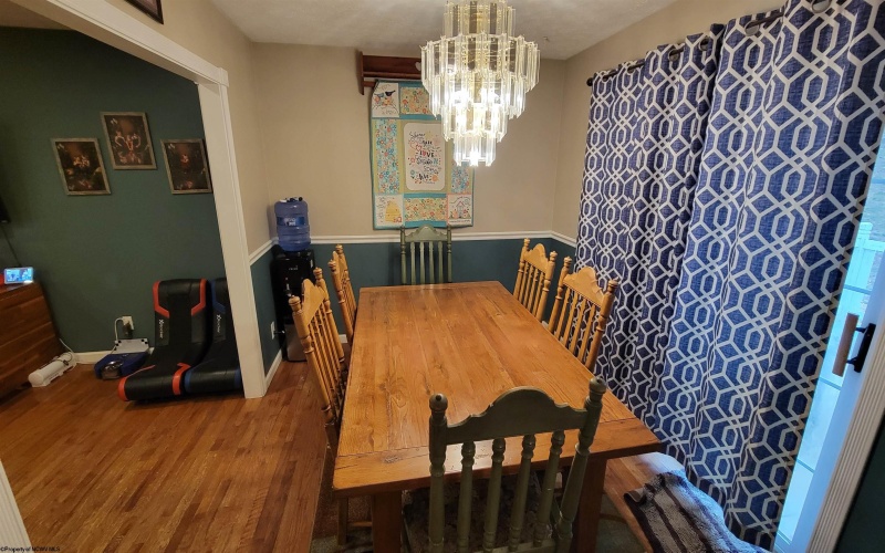 1810 Bunker Avenue, Fairmont, West Virginia 26554, 3 Bedrooms Bedrooms, 7 Rooms Rooms,2 BathroomsBathrooms,Single Family Detached,For Sale,Bunker,10163389