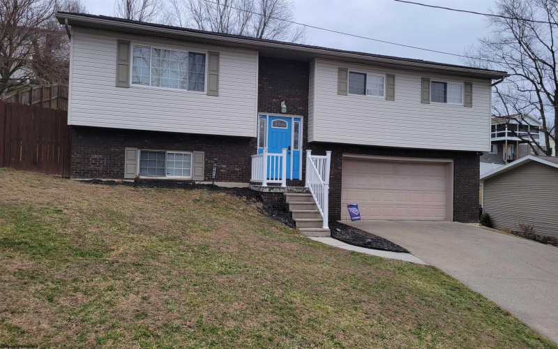 1810 Bunker Avenue, Fairmont, West Virginia 26554, 3 Bedrooms Bedrooms, 7 Rooms Rooms,2 BathroomsBathrooms,Single Family Detached,For Sale,Bunker,10163389