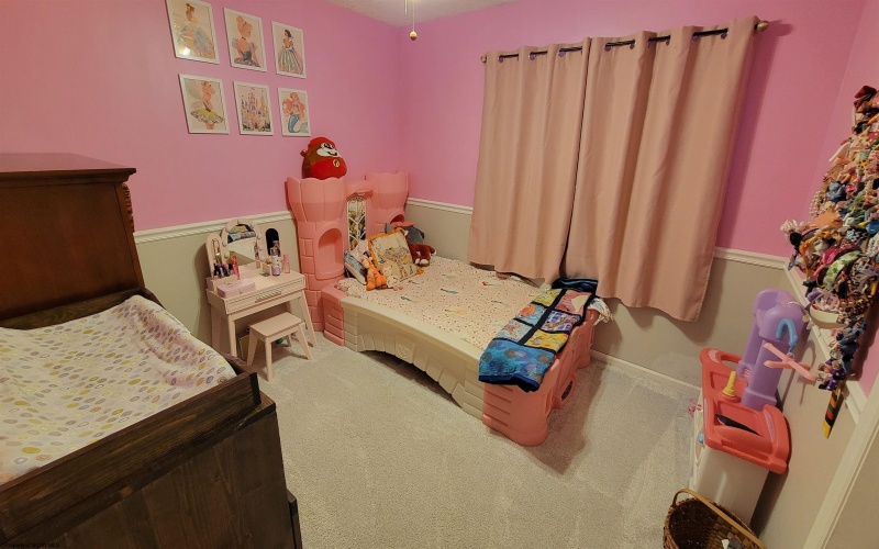 1810 Bunker Avenue, Fairmont, West Virginia 26554, 3 Bedrooms Bedrooms, 7 Rooms Rooms,2 BathroomsBathrooms,Single Family Detached,For Sale,Bunker,10163389