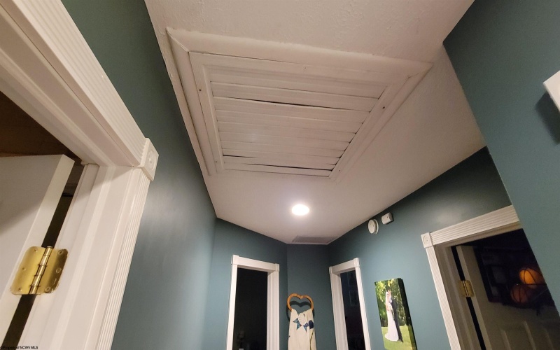 1810 Bunker Avenue, Fairmont, West Virginia 26554, 3 Bedrooms Bedrooms, 7 Rooms Rooms,2 BathroomsBathrooms,Single Family Detached,For Sale,Bunker,10163389