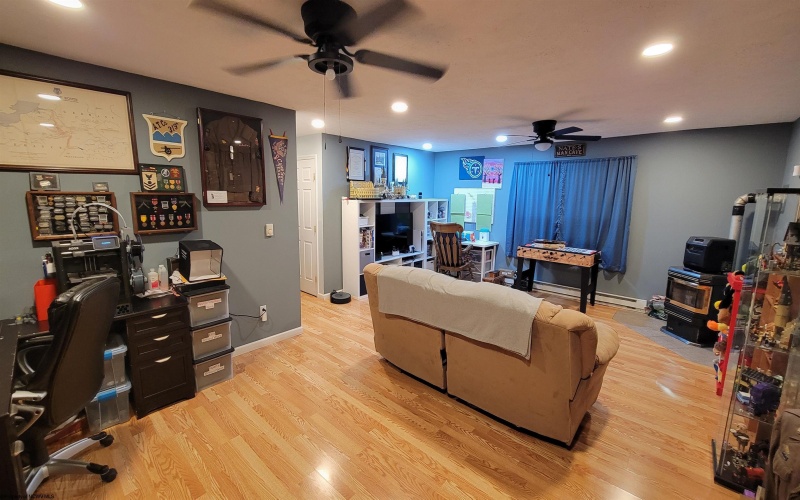 1810 Bunker Avenue, Fairmont, West Virginia 26554, 3 Bedrooms Bedrooms, 7 Rooms Rooms,2 BathroomsBathrooms,Single Family Detached,For Sale,Bunker,10163389