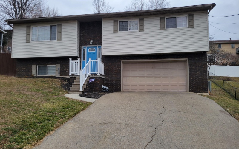 1810 Bunker Avenue, Fairmont, West Virginia 26554, 3 Bedrooms Bedrooms, 7 Rooms Rooms,2 BathroomsBathrooms,Single Family Detached,For Sale,Bunker,10163389